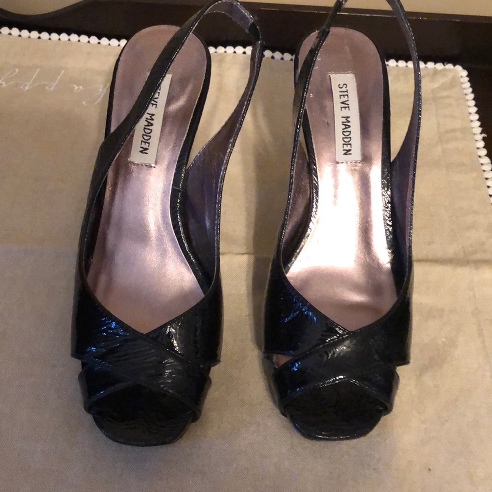 Steve Madden Slingback heels